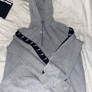 Nike sweatshirt